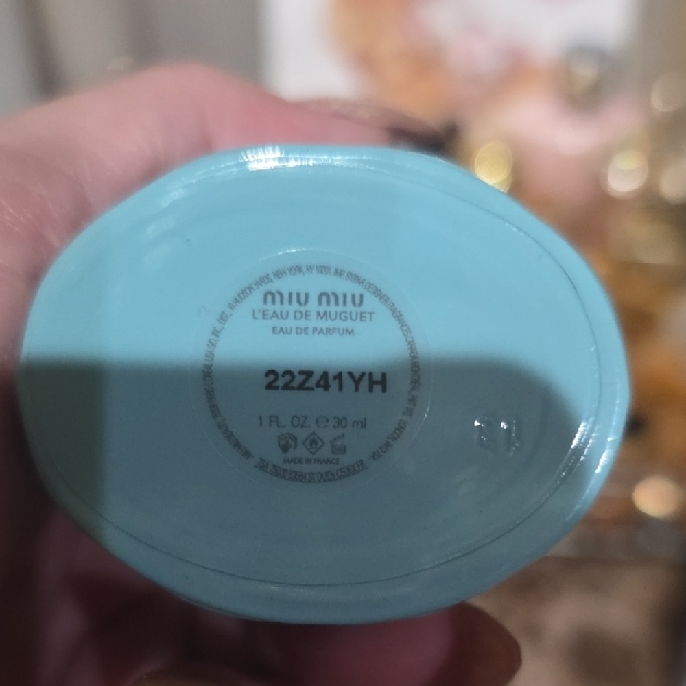 Miu Miu Eau de Parfum - Red and Gray - Picture 4 of 5